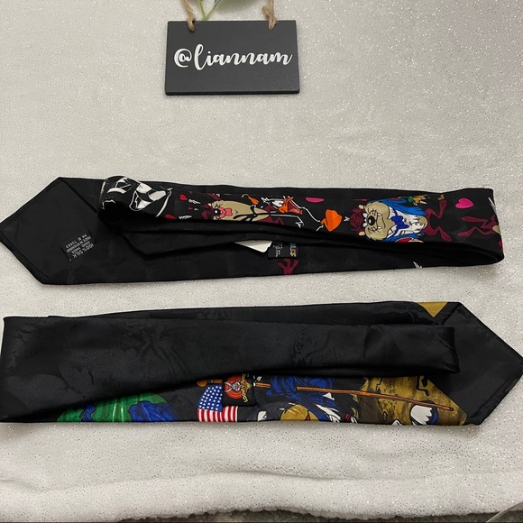 Looney Tunes Set of 2 Black Looney Tunes Ties - Picture 5 of 9